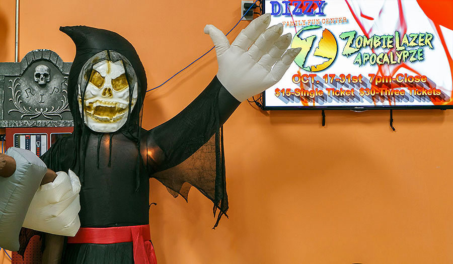 halloween dizzy fun center 4